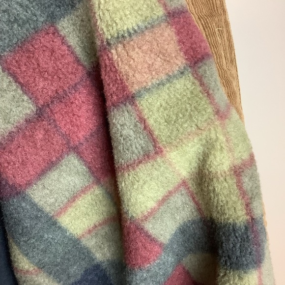 PACIFIC TRAIL CORDUROY FLEECE OVERSIZED SHACKET - Picture 9 of 9